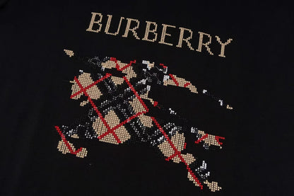 T-shirt with warhorse embroidery